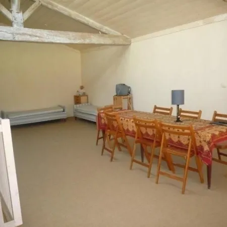 Hébergement de vacances Pompignac, 5 Pièces, 8 Personnes - Fr-1-440-320